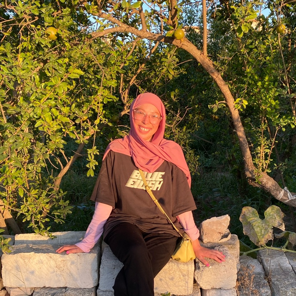 Meet your Posher, Lina